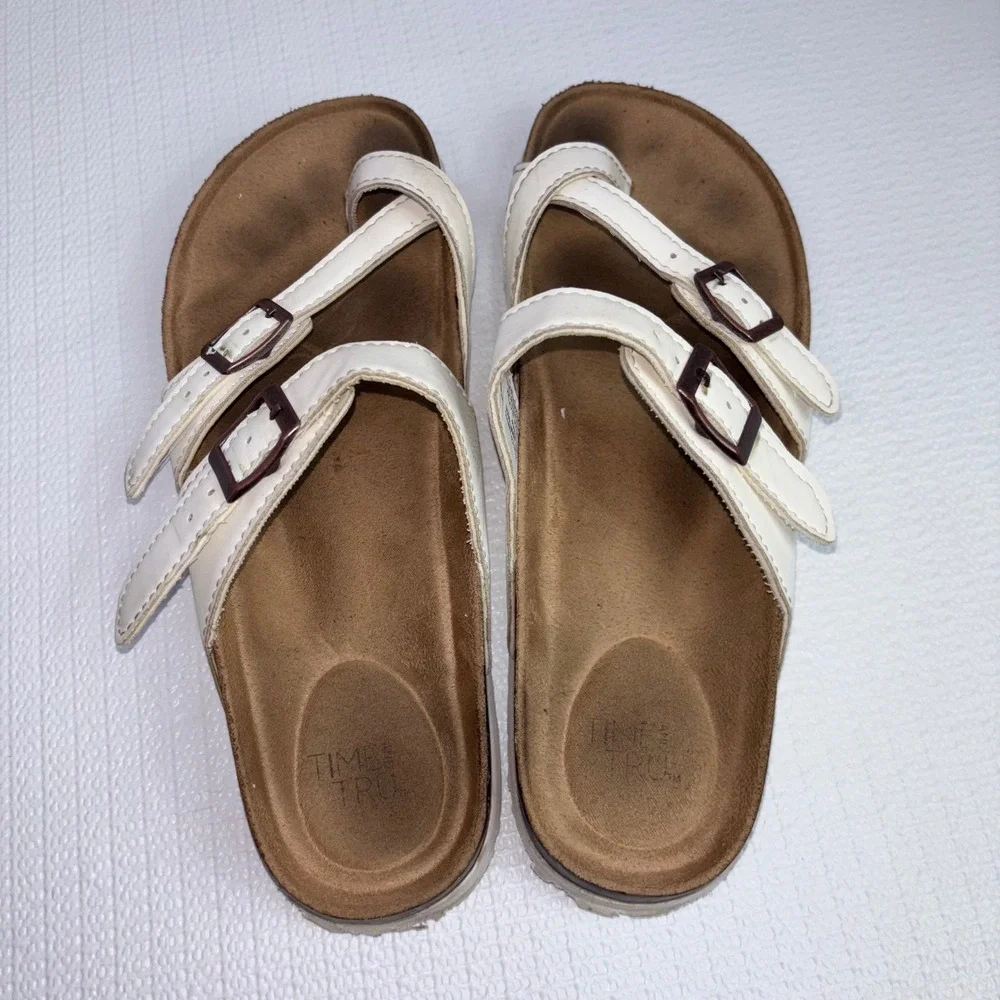 Time And Tru Girls White Thong‎ Strap Sandals Adjustable Buckle Detail